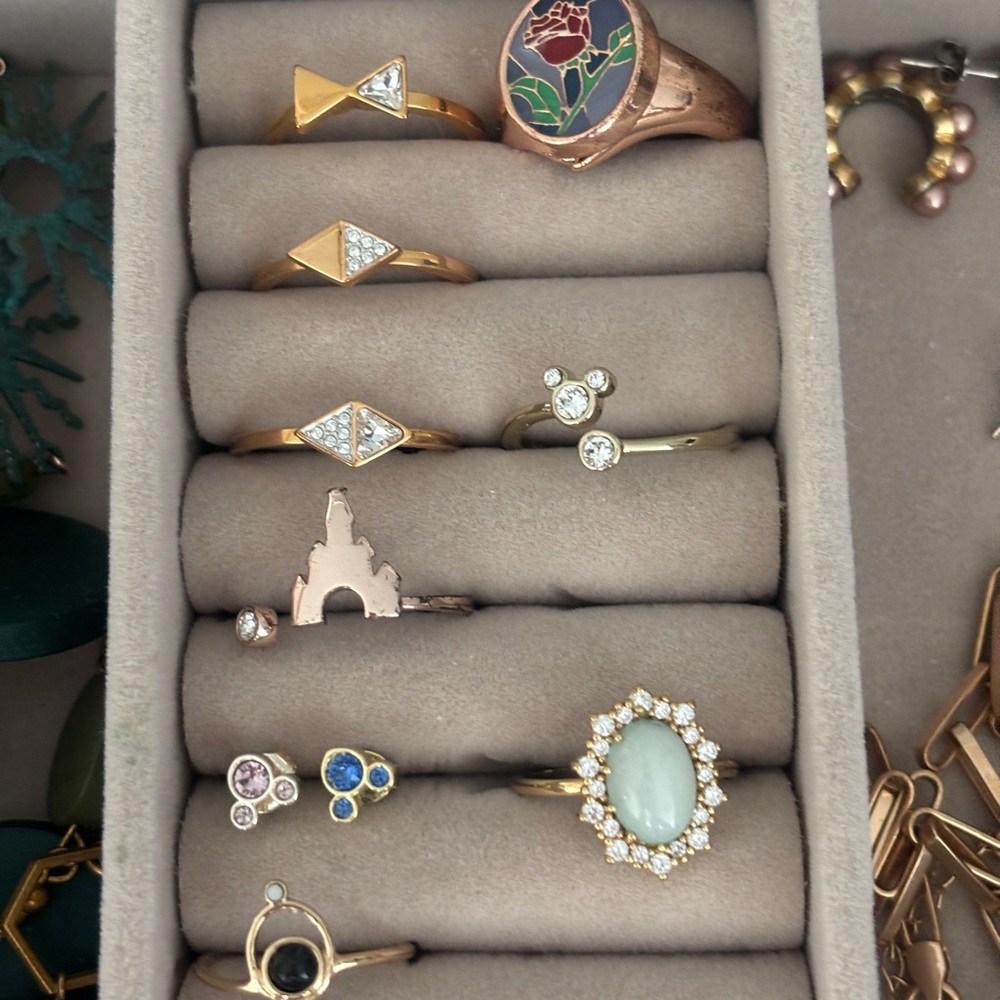 Elegant Gold and Silver Women's Ring Set